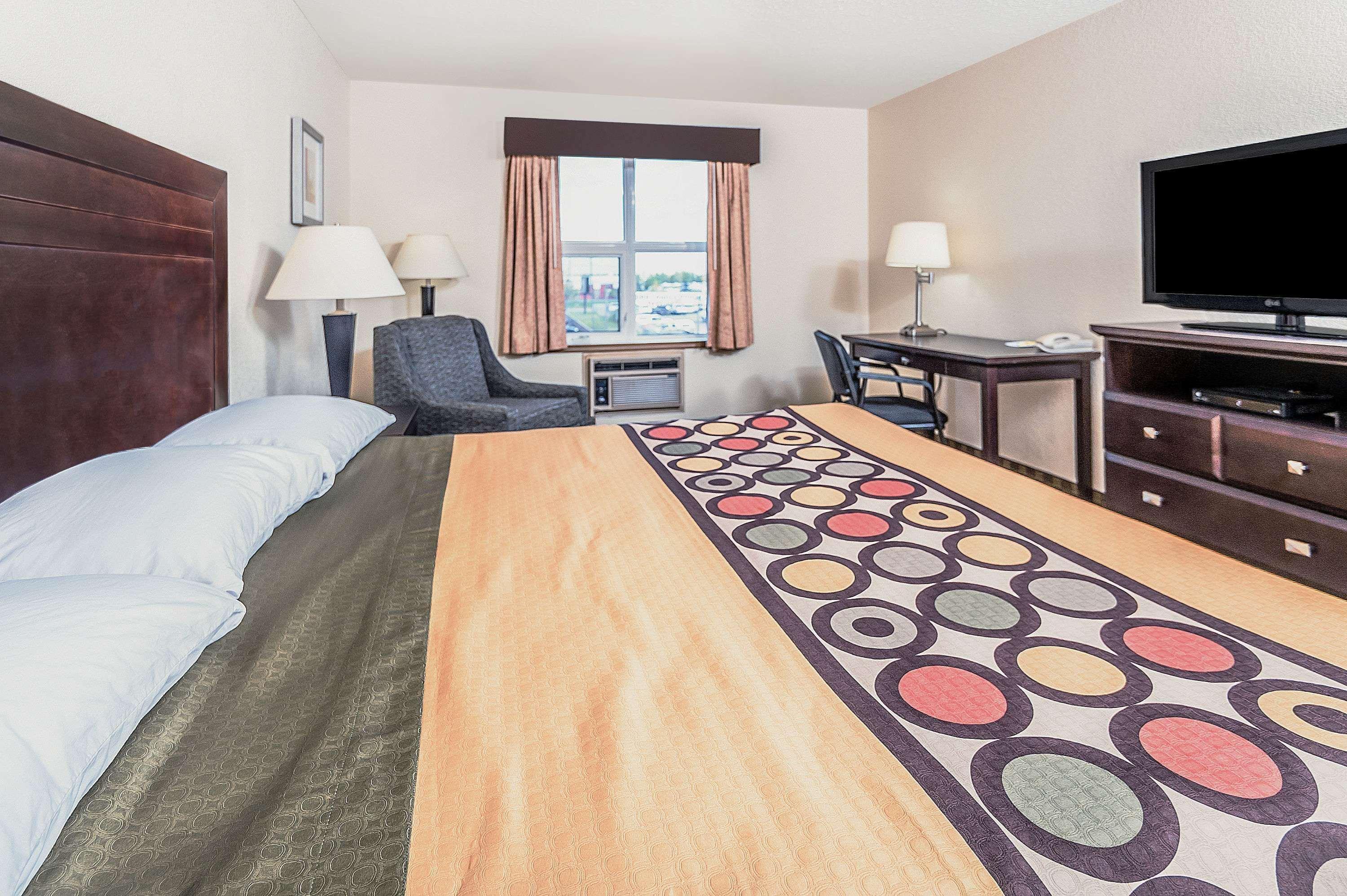 Super 8 By Wyndham Calgary/Airport Hotel Exterior foto
